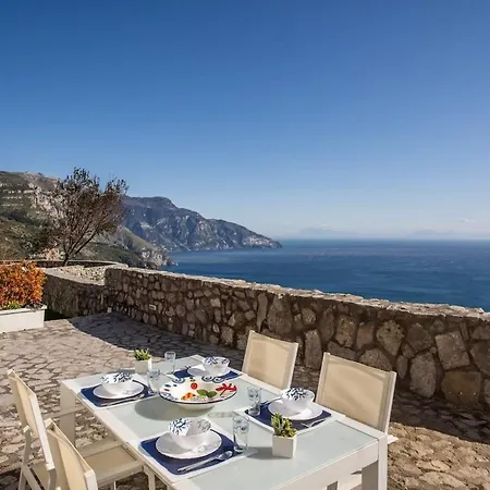Willa Belvedere Delle Sirene With Views Pool And Guest Services *
