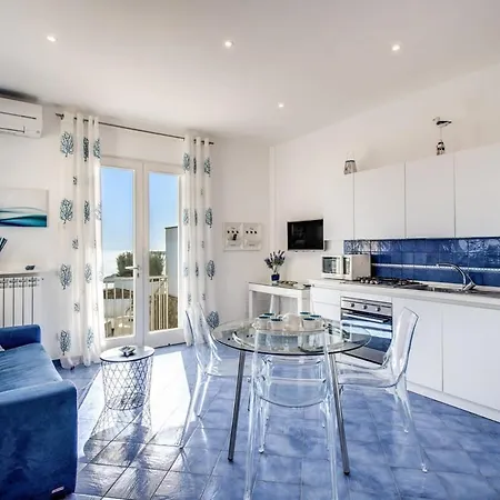 Willa Belvedere Delle Sirene With Views Pool And Guest Services *