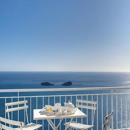Willa Belvedere Delle Sirene With Views Pool And Guest Services *