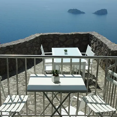 Belvedere Delle Sirene With Views Pool And Guest Services Вилла *