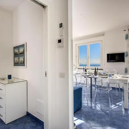 Belvedere Delle Sirene With Views Pool And Guest Services 빌라 *